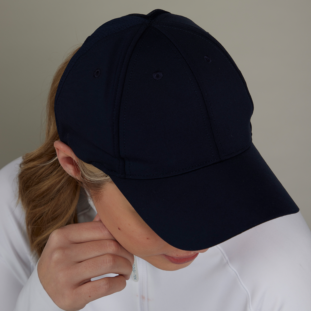 Navy baseball cap womens on sale
