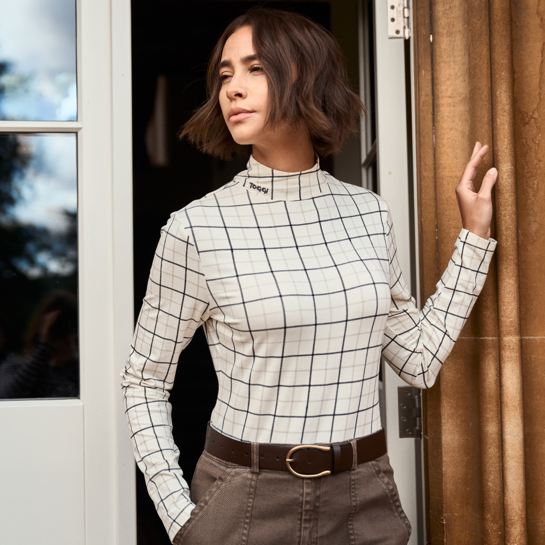 Checkley Jersey Turtle Neck